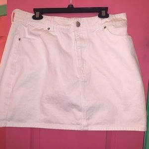 Forever 21 2x white skirt